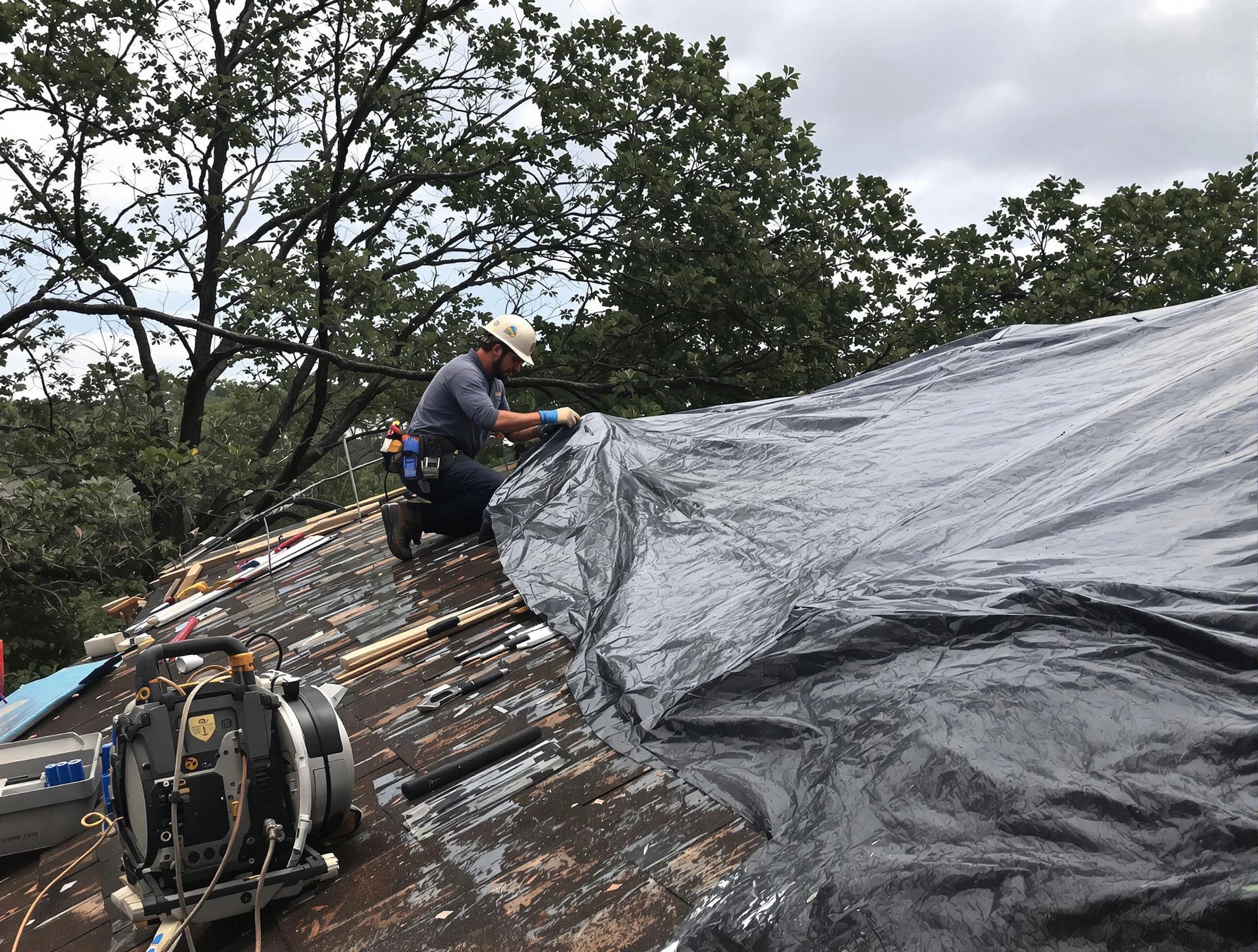 Maple Heights Roofing Company responding to an emergency roof repair call in Maple Heights, OH